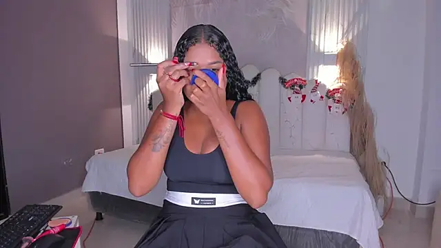 NastassjaCandy online show from December 16, 2025, 6:56 pm