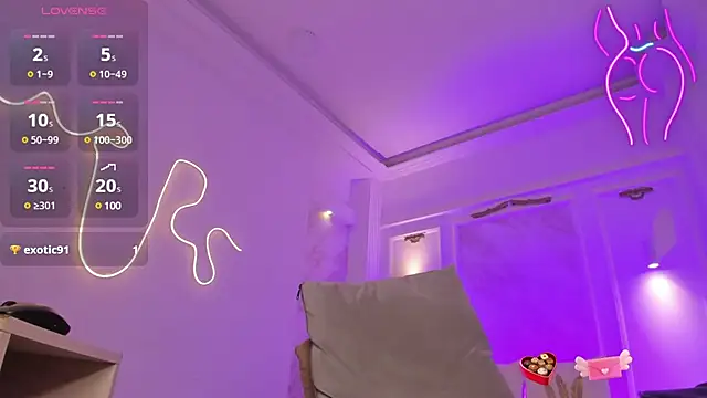 NastassjaCandy online show from March 21, 2025, 1:34 am