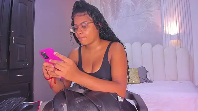 NastassjaCandy online show from February 27, 2026, 2:17 pm