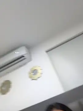 emely sexx20 online show from February 12, 2026, 12:54 am