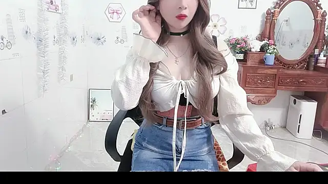 Snapshot of Lanian_99 chatting on April 24, 2026, 12:07 pm Lanian 99 online show from April 24, 2026, 12:07 pm
