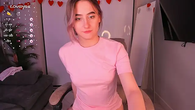 Snapshot of helen_ramsay chatting on March 5, 2026, 3:08 pm helen ramsay online show from March 5, 2026, 3:08 pm