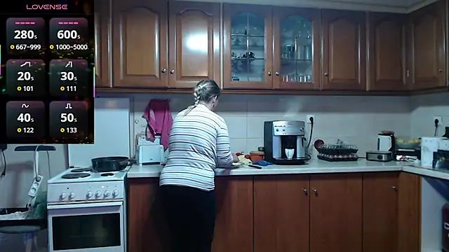 JennaDeluxe online show from April 23, 2026, 4:52 pm