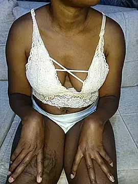 Mayah19 online show from September 30, 2025, 7:47 am