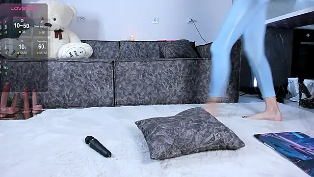 princess ashley  online show from October 4, 2025, 6:42 pm