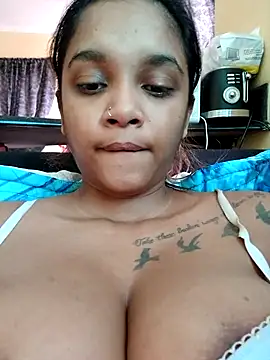 Indianqueen03 online show from October 5, 2025, 11:23 am