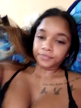 Indianqueen03 online show from May 3, 2026, 4:43 pm