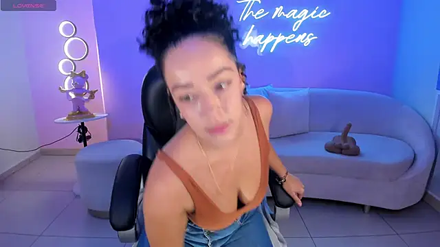 AlessaRomero online show from October 20, 2025, 7:14 pm