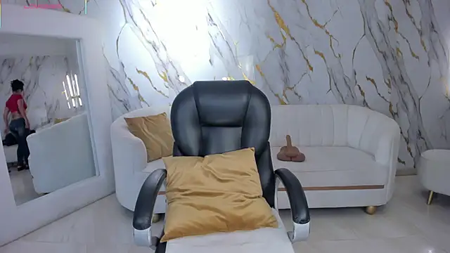 AlessaRomero online show from October 3, 2025, 7:59 pm