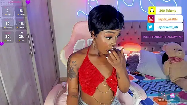 Miss westt  online show from September 12, 2025, 8:03 am