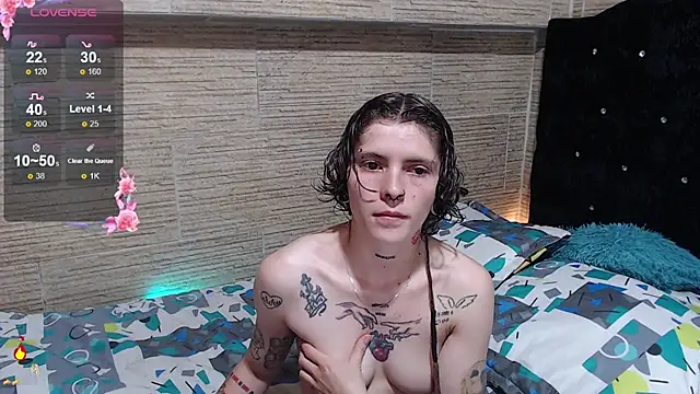 pretty cristal69 online show from October 14, 2025, 10:42 pm