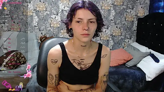 pretty cristal69 online show from May 7, 2026, 12:30 pm