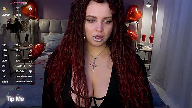 Miss Maya Mils online show from February 15, 2026, 1:06 am