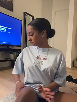 Your Paris online show from January 13, 2026, 7:34 am