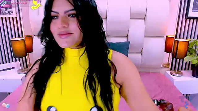 sarah cream online show from December 22, 2025, 4:01 am