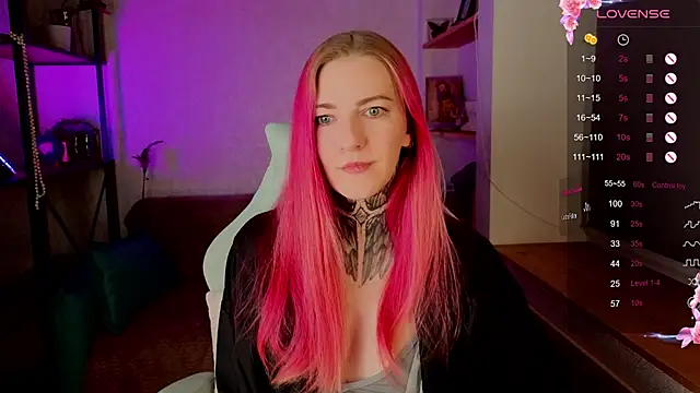 Roxy      online show from November 25, 2025, 6:03 am