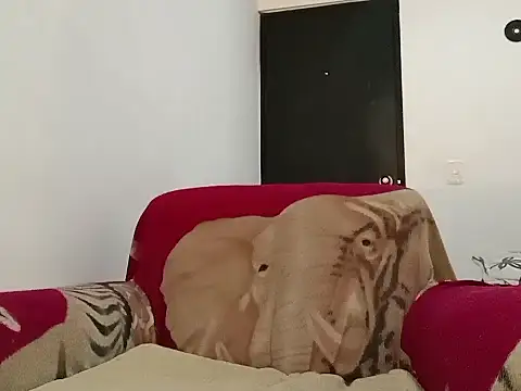 lucydreamm online show from January 4, 2025, 2:35 am