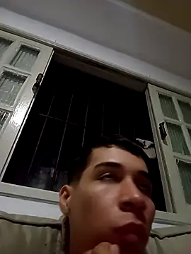 Snapshot of Sammycalderon chatting on March 9, 2026, 1:42 am Sammycalderon online show from March 9, 2026, 1:42 am