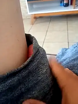 Snapshot of Sammycalderon chatting on March 22, 2026, 3:46 pm Sammycalderon online show from March 22, 2026, 3:46 pm