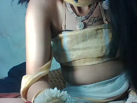 Snapshot of Honey_980 chatting on July 28, 2026, 9:03 pm Honey 980 online show from July 28, 2026, 9:03 pm