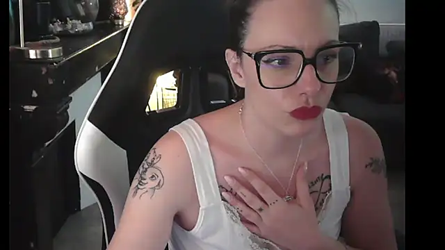 Snapshot of Citron2 chatting on March 13, 2025, 4:56 pm Citron2 online show from March 13, 2025, 4:56 pm