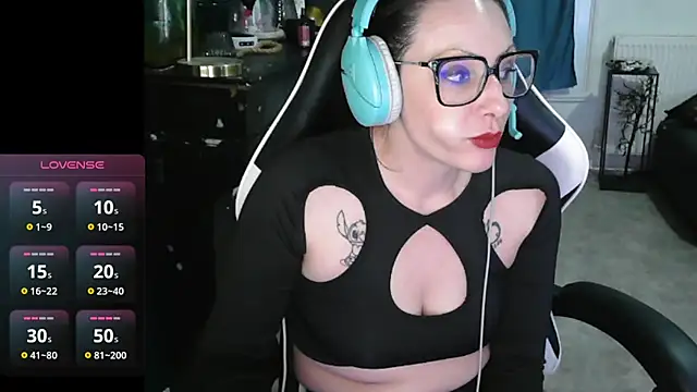 Snapshot of Citron2 chatting on February 23, 2025, 6:34 pm Citron2 online show from February 23, 2025, 6:34 pm