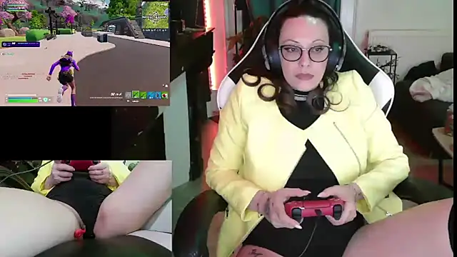 Snapshot of Citron2 chatting on February 27, 2025, 7:04 pm Citron2 online show from February 27, 2025, 7:04 pm