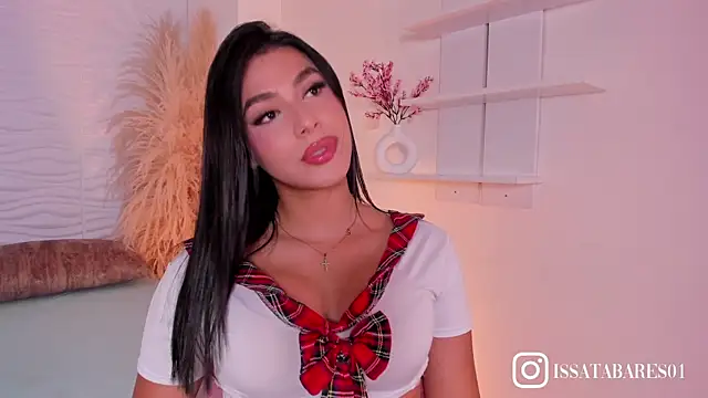 IsabelleFoxx  online show from May 4, 2026, 10:45 pm