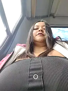 Cristal  04 online show from February 21, 2026, 6:32 pm