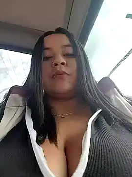 Cristal  04 online show from March 12, 2026, 4:22 pm