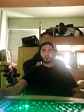 Snapshot of kleineid77 chatting on June 23, 2026, 3:21 pm kleineid77 online show from June 23, 2026, 3:21 pm