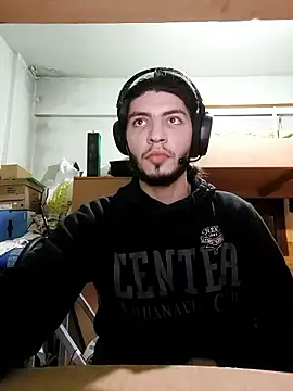 kleineid77 online show from December 3, 2024, 9:17 pm