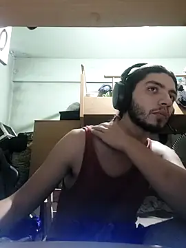 kleineid77 online show from September 9, 2025, 6:28 pm