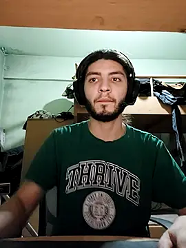 kleineid77 online show from November 20, 2025, 7:03 pm