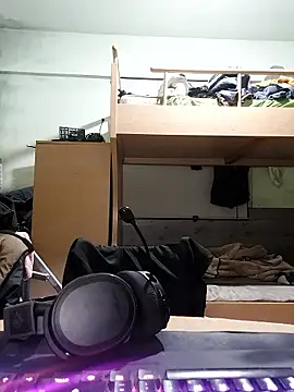 kleineid77 online show from January 8, 2026, 6:58 pm