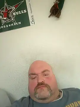 fickmonster2024 online show from February 4, 2025, 9:49 am