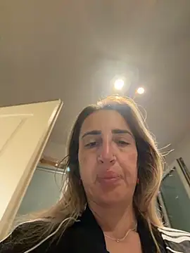 Snapshot of casalinga88 chatting on May 15, 2026, 6:22 am casalinga88 online show from May 15, 2026, 6:22 am