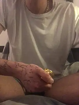 Simboxxx040 online show from December 19, 2024, 5:29 am