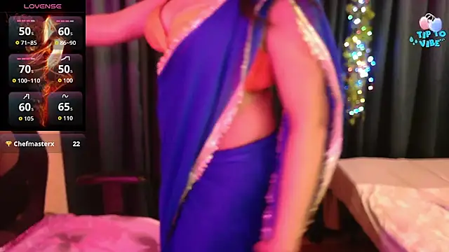 Snapshot of Aashiya- chatting on July 23, 2026, 10:17 pm Aashiya- online show from July 23, 2026, 10:17 pm