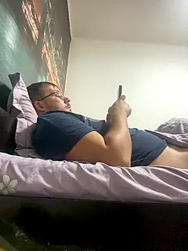 ionut9879 online show from October 16, 2025, 10:23 am