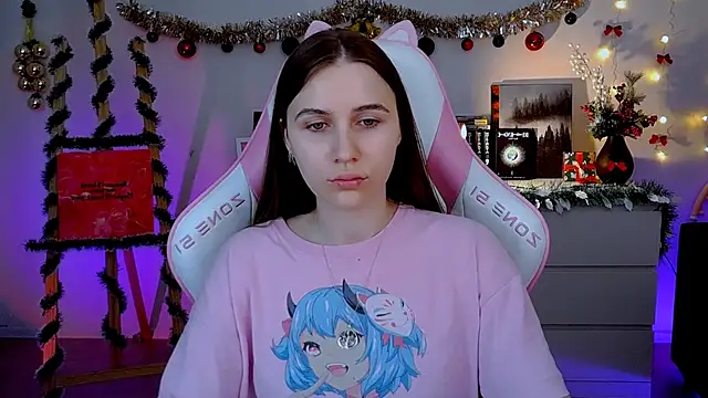 AliceCharmy online show from December 5, 2025, 9:30 am