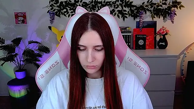 AliceCharmy online show from March 8, 2026, 1:25 pm