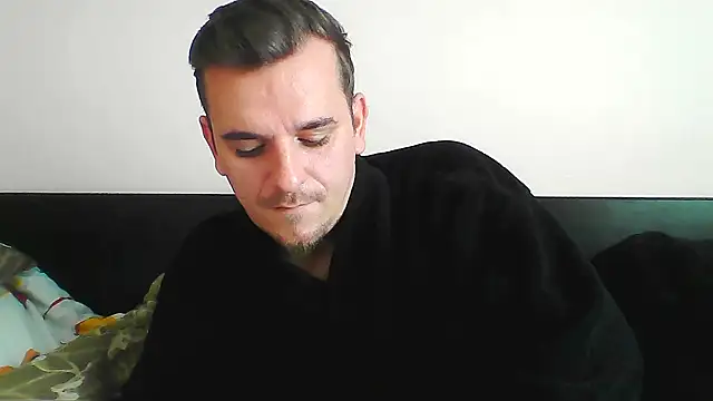 Huge cock22cm online show from October 15, 2025, 10:12 am