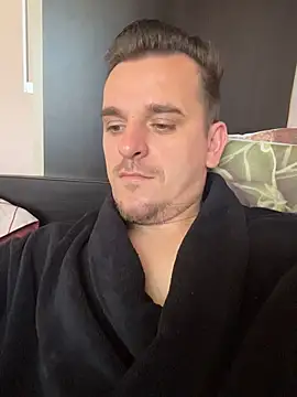 Huge cock22cm online show from May 26, 2026, 7:17 am