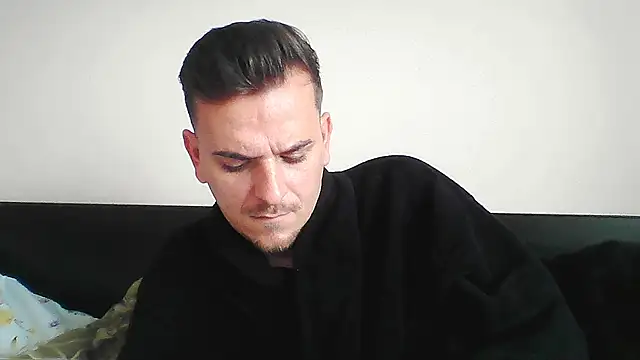 Huge cock22cm online show from October 19, 2025, 10:07 am