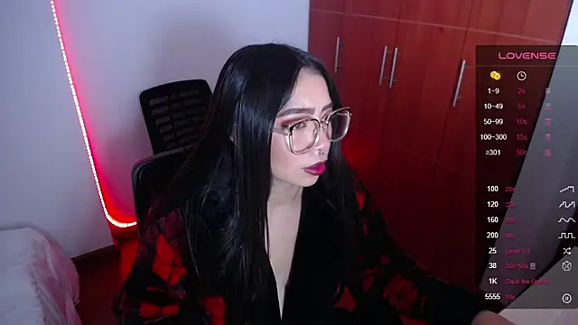 megan bluee23 online show from February 13, 2025, 2:20 pm