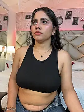 Brenda Garcia online show from November 3, 2025, 3:01 am