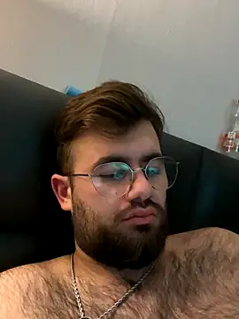 yxssxn24403 online show from October 20, 2025, 4:14 am