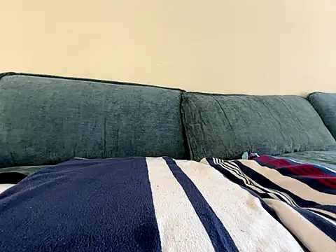 mouser21212 online show from October 16, 2025, 10:40 pm