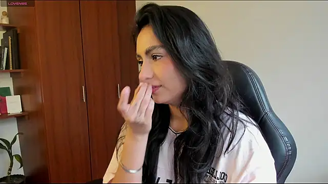 Snapshot of Dahian-peach chatting on March 24, 2026, 7:36 pm Dahian-peach online show from March 24, 2026, 7:36 pm